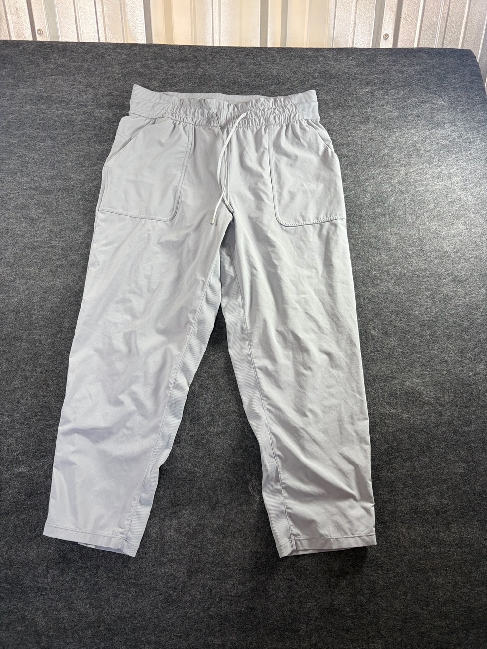 Lululemon Beyond The Studio Crop Pants Size 10 W6BJ6S Gray